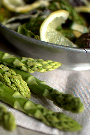 Grüner Spargel Salat | FREE MINDED FOLKS