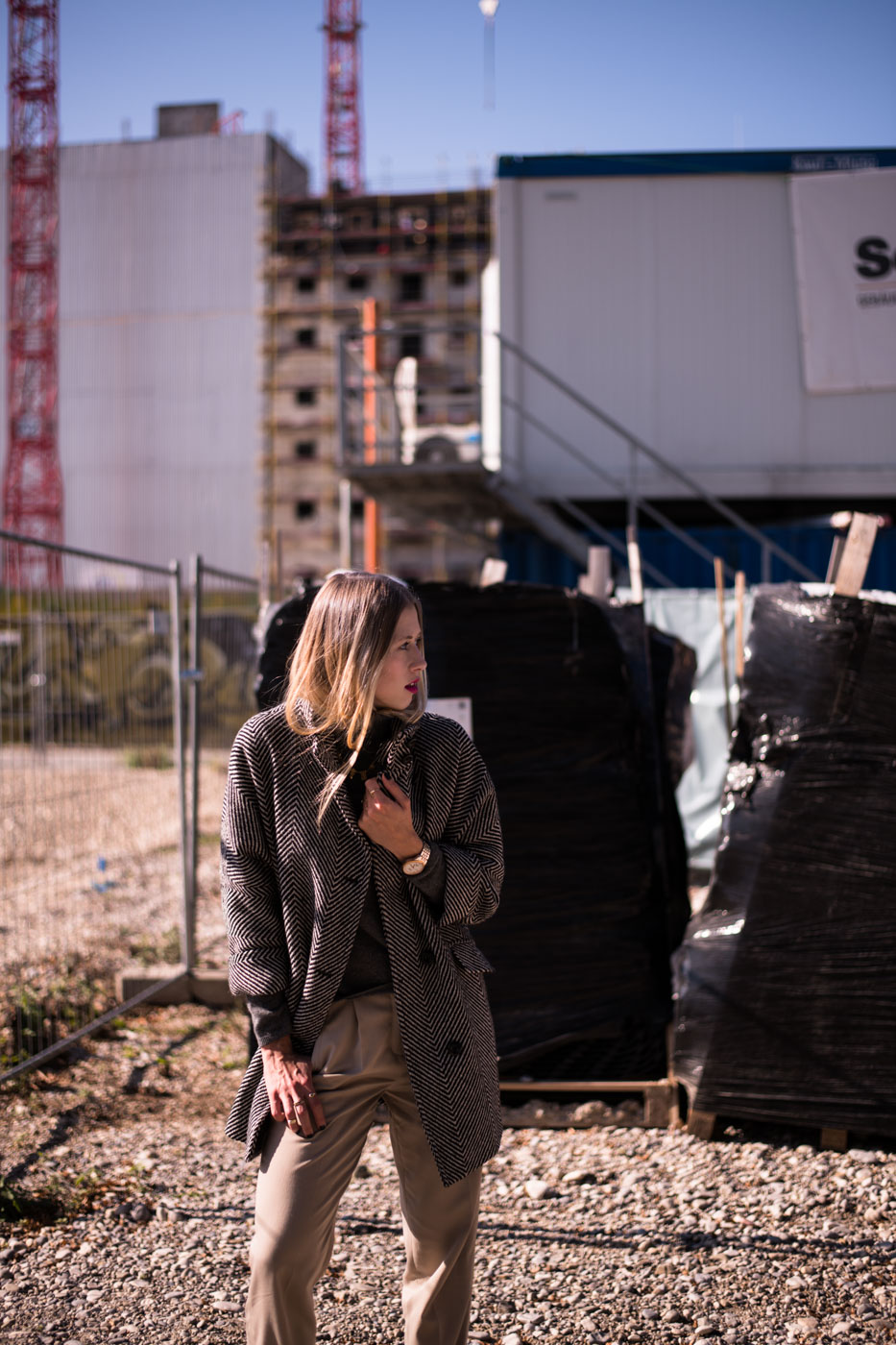 freemindedfolks, secondhand, styleflow, inloveagain, Magdalena Muttenthaler, freemindedfolkssquad, fair fashion, fair fashion shooting, Baustelle, München, vintage clothing